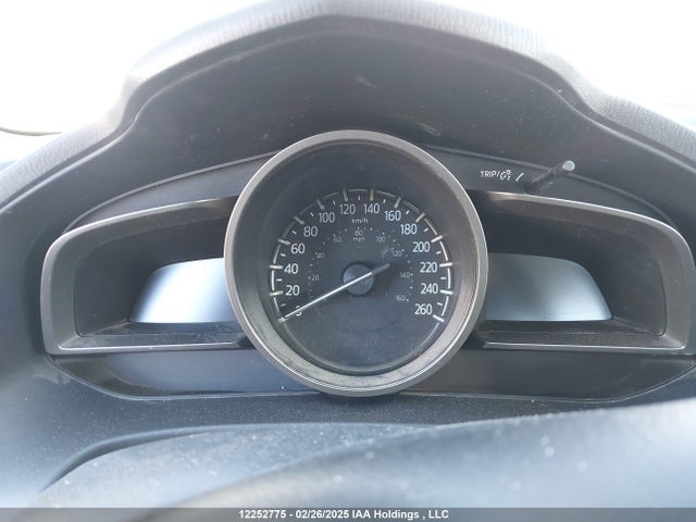 JM1BN1U78J1176717 Mazda pe