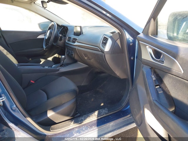 JM1BN1U78J1176717 Mazda pe