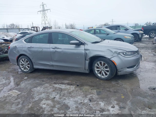 1C3CCCCG0FN606753 Chrysler 2015