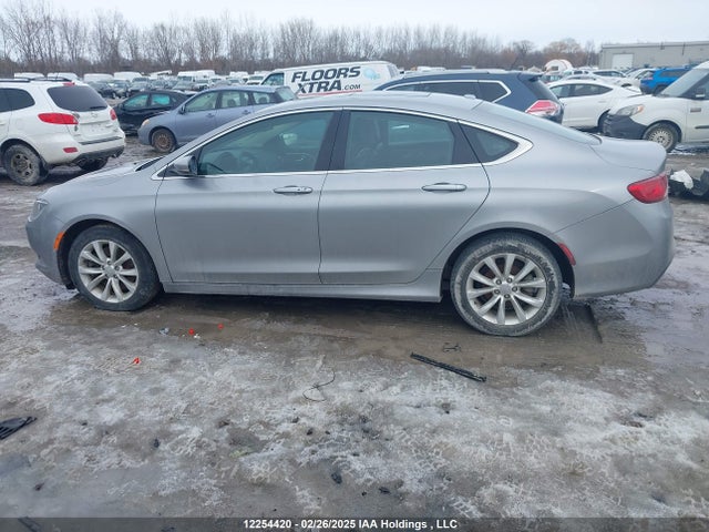 1C3CCCCG0FN606753 Chrysler 2015