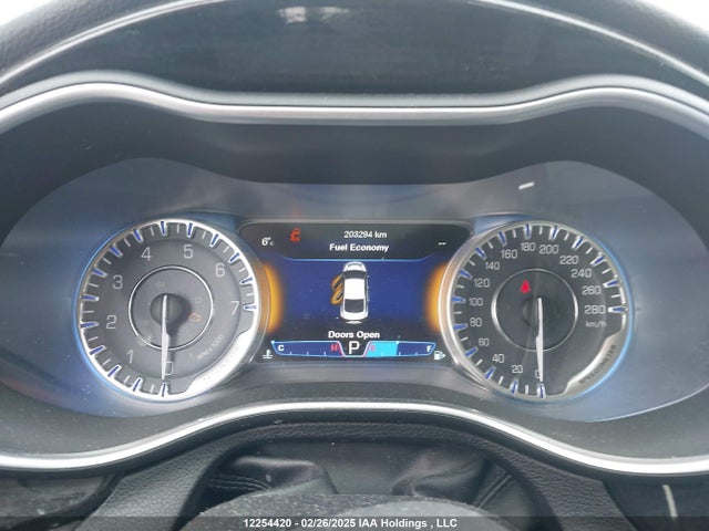 1C3CCCCG0FN606753 Chrysler 2015