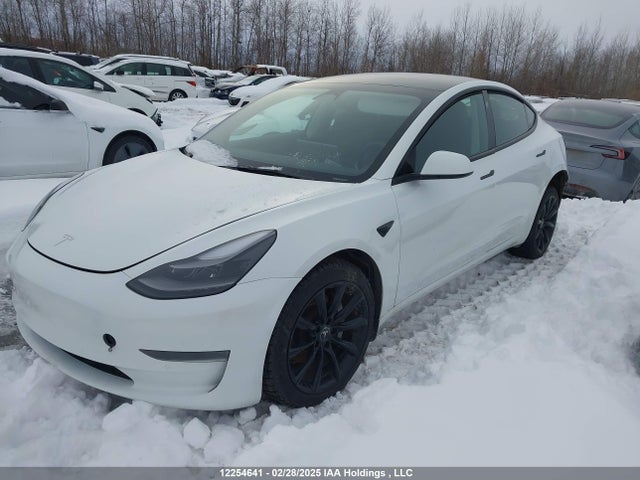 5YJ3E1EA2NF352902 Tesla MODEL 3