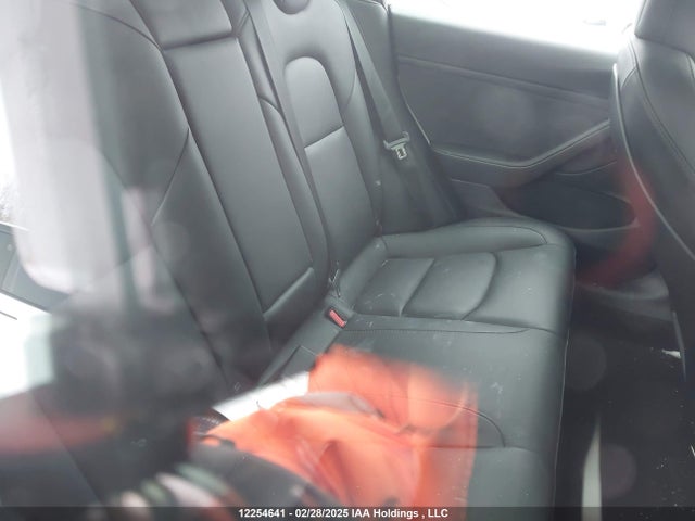 5YJ3E1EA2NF352902 Tesla MODEL 3