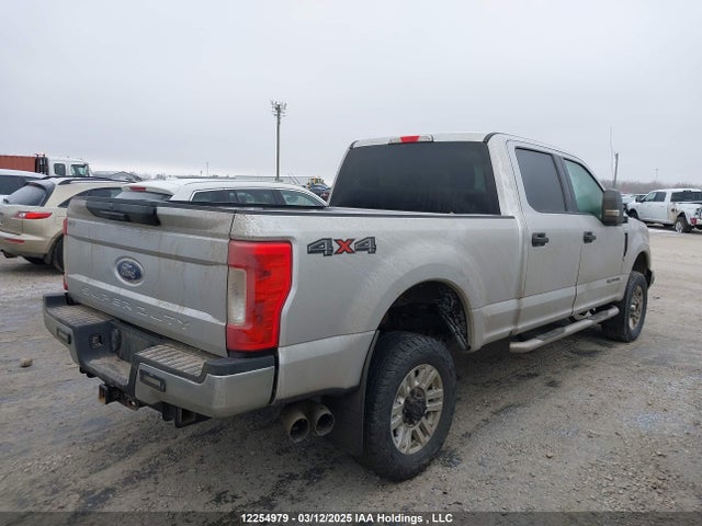 1FT8W3BT5KEF86789 Ford 2019