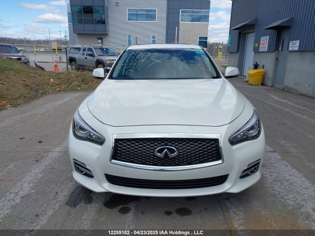 JN1EV7AR4HM830565 Infiniti Q50