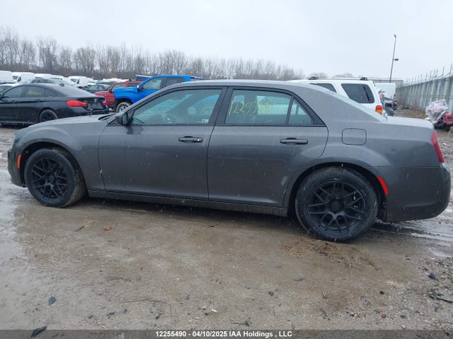 2C3CCABG7GH320611 Chrysler 300
