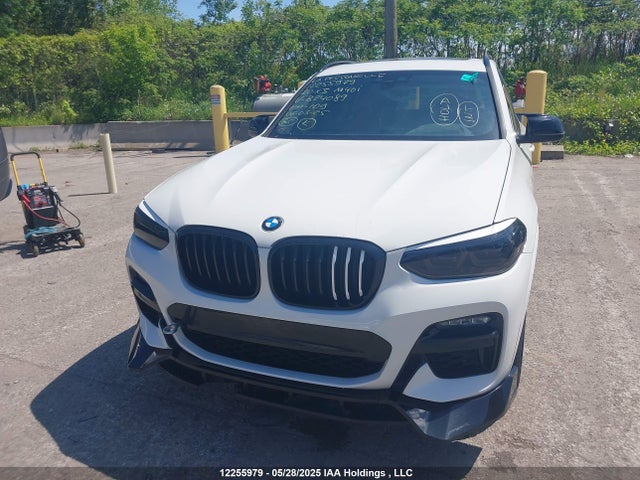 5UXTY9C03L9B24089 BMW X3