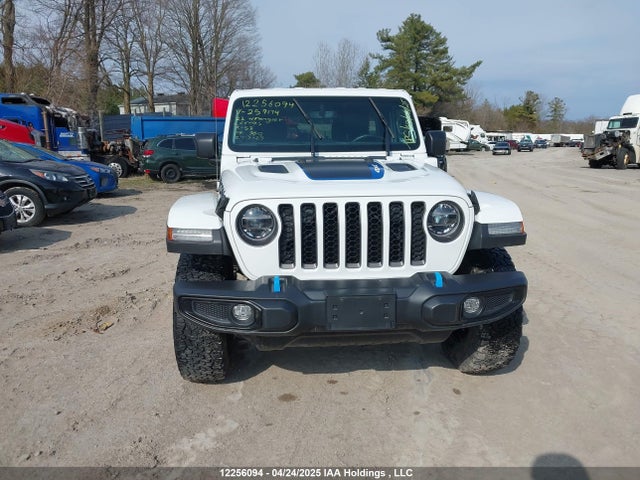 1C4JJXR62NW259174 Jeep Wrangler