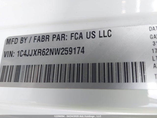 1C4JJXR62NW259174 Jeep Wrangler