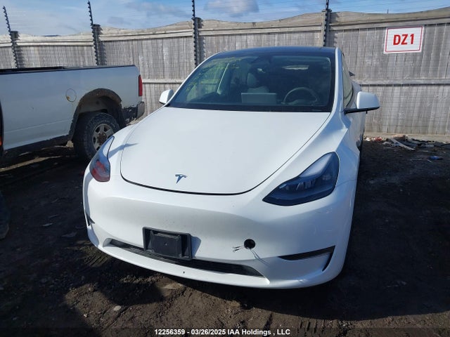 7SAYGDEE3RF098677 Tesla Model Y Long Range