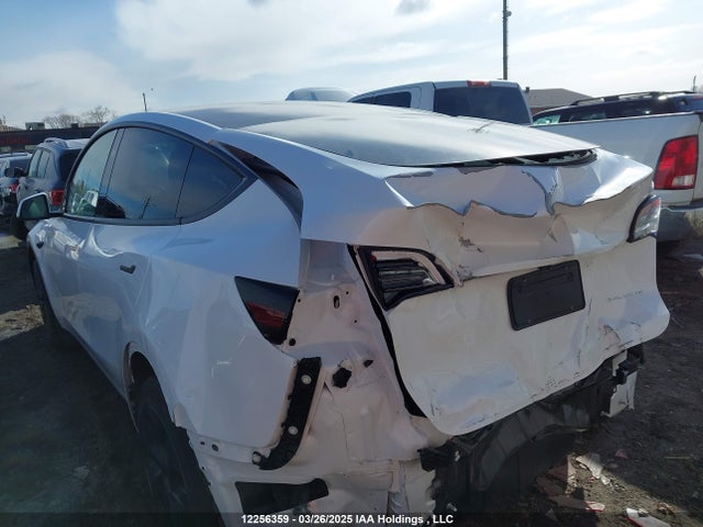 7SAYGDEE3RF098677 Tesla Model Y Long Range