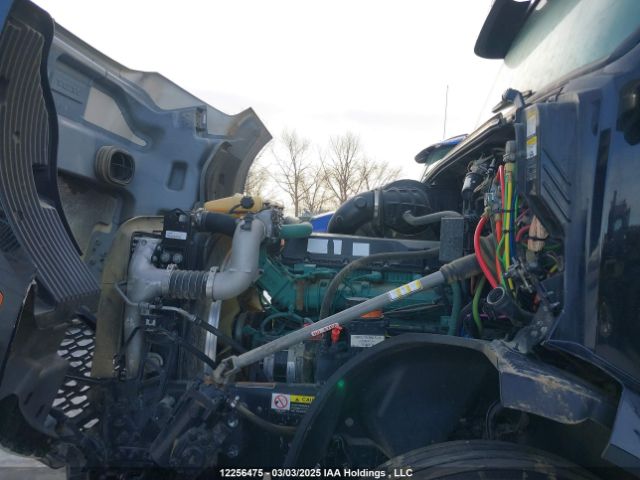 4V4NC9EJ6PN326731 Volvo VNL