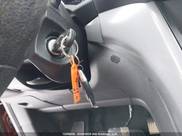 1FMCU9G92FUC47401 Ford ESCAPE SE