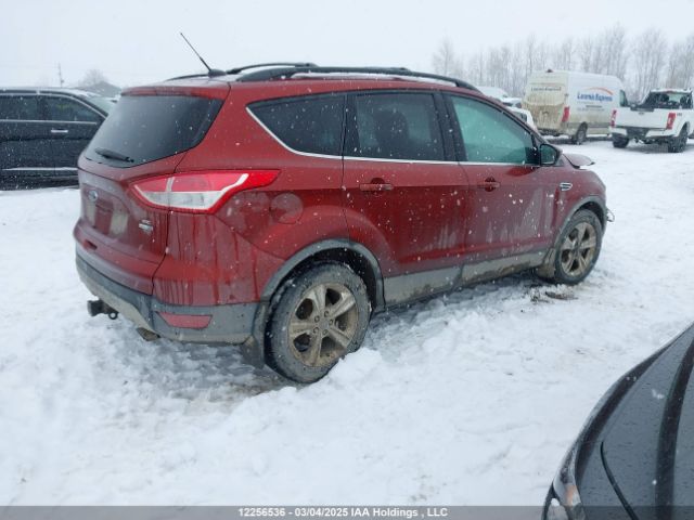 1FMCU9G92FUC47401 Ford ESCAPE SE