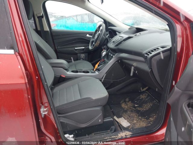 1FMCU9G92FUC47401 Ford ESCAPE SE