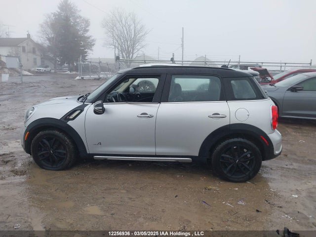 Mini Countryman Cooper S 2015 WMWZC5C5XFWP45750 Image 14