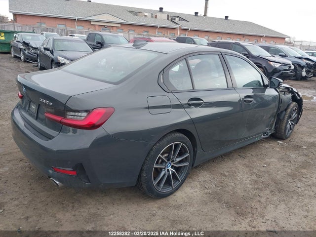 BMW 330e 2022 WBA5P9C03NFM24453 Image 4