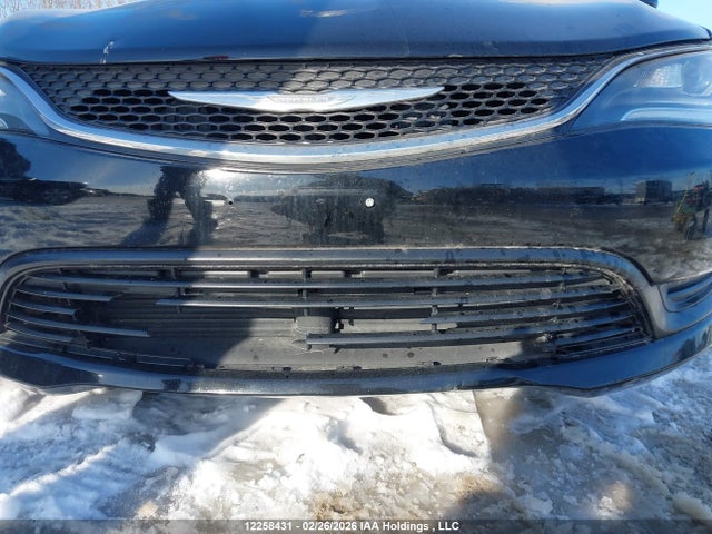 Chrysler 200 2016 1C3CCCFB7GN135279 Image 19