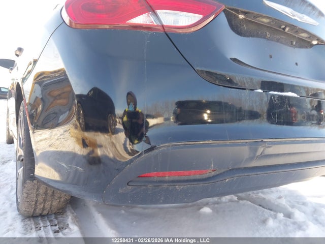 Chrysler 200 2016 1C3CCCFB7GN135279 Image 21