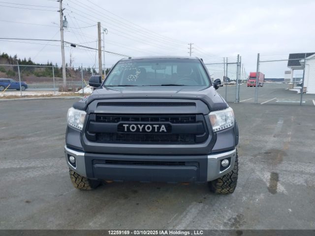 5TFBY5F11GX571836 Toyota Tundra Limited 5.7l V8