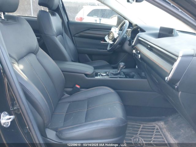 7MMVABDMXRN203067 Mazda py