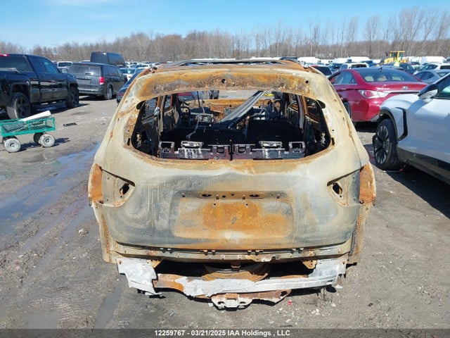 5N1DR2MMXJC628563 Nissan 2018