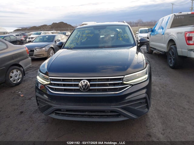 3VV0B7AX8NM167159 Volkswagen Tiguan