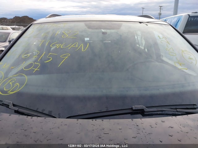 3VV0B7AX8NM167159 Volkswagen Tiguan