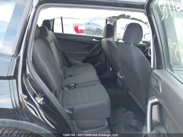 3VV0B7AX8NM167159 Volkswagen Tiguan