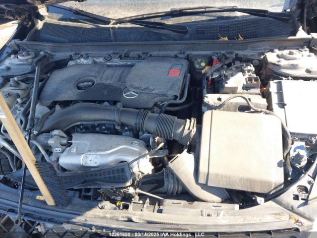 WDD3G4FB2KW033421 Mercedes-Benz A 220 4matic