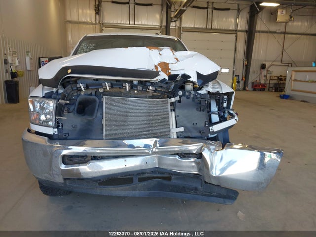 RAM 3500 2016 3C63R3DL0GG116546 Image 13