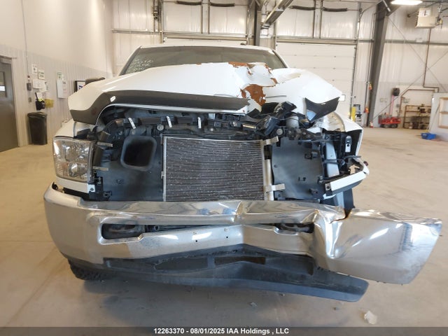RAM 3500 2016 3C63R3DL0GG116546 Image 6