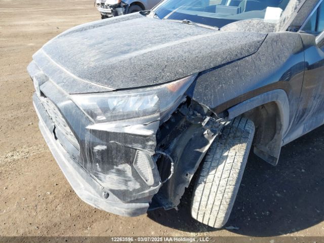 2T3B1RFV1MC223308 Toyota RAV4 LE