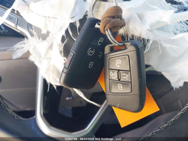 3VV2X7B22NM065207 Volkswagen tsi