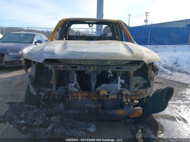 1N6ED1EK8NN681266 Nissan 2022