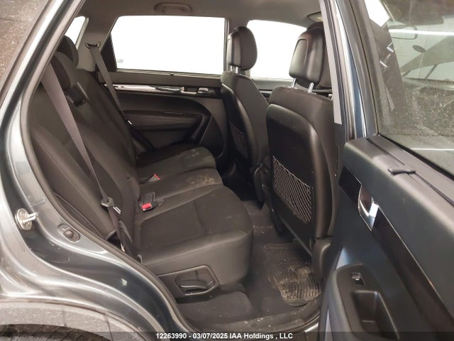 5XYKTCA69EG543885 KIA Sorento