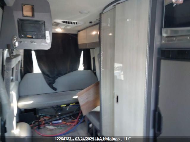 W1X4EBVY7NP467170 Mercedes-Benz om642