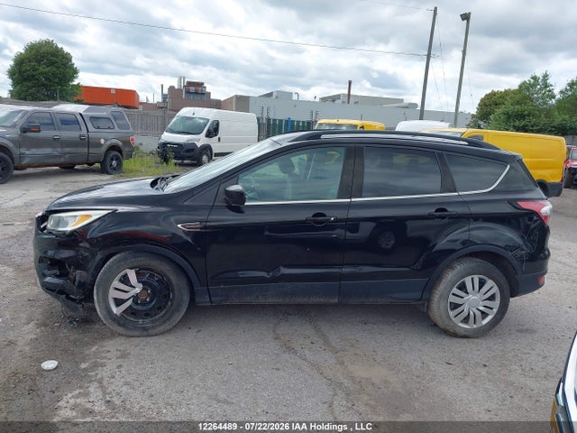 Ford ESCAPE SE 2017 1FMCU0G90HUE79526 Image 15