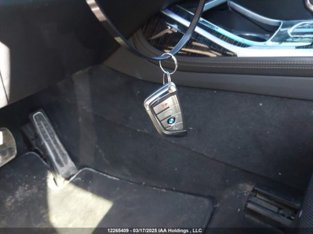 5UXCX6C04M9H38815 BMW X7 M50i