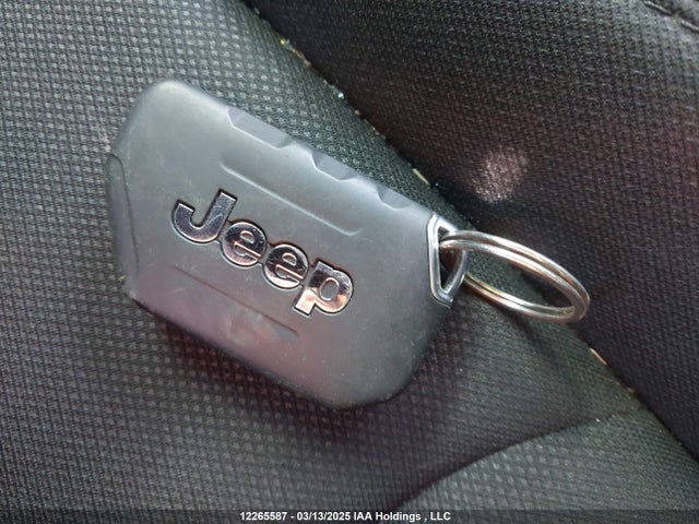 1C4HJXDN9NW219056 Jeep Wrangler
