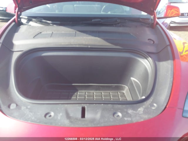 7SAYGDEE3RF200575 Tesla Model Y