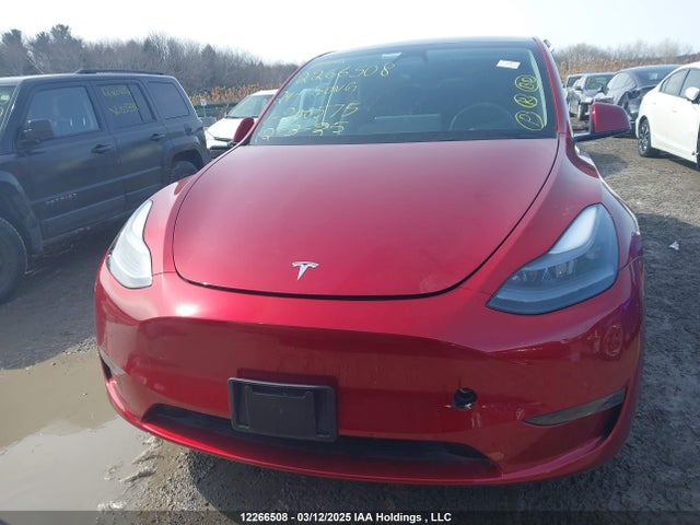 7SAYGDEE3RF200575 Tesla Model Y