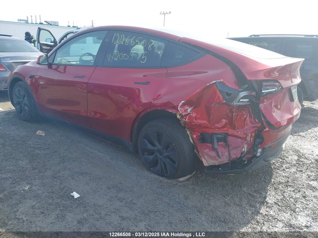 7SAYGDEE3RF200575 Tesla Model Y