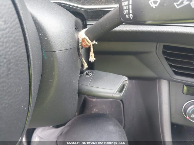 3VWC57BU9MM026250 Volkswagen tsi