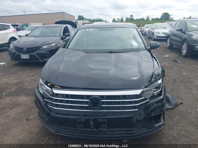 3VWC57BU9MM026250 Volkswagen tsi
