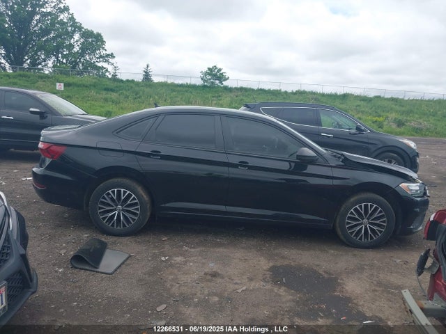 3VWC57BU9MM026250 Volkswagen tsi