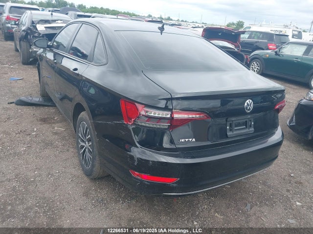 3VWC57BU9MM026250 Volkswagen tsi