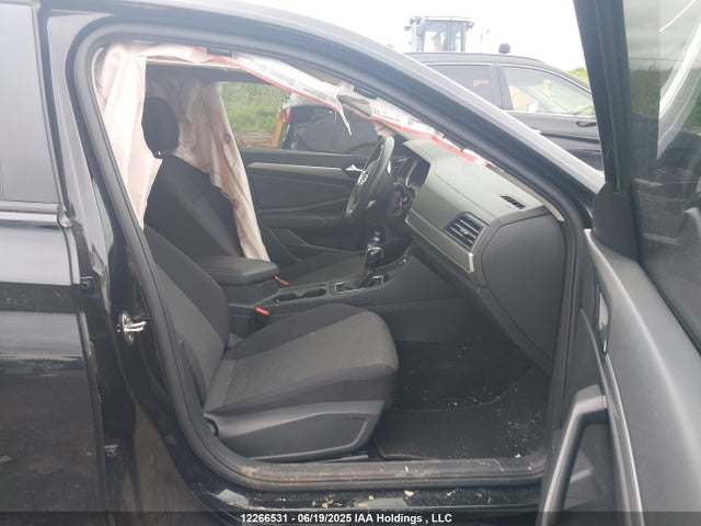 3VWC57BU9MM026250 Volkswagen tsi