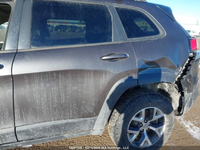 1C4PJMBS2FW742813 Jeep Cherokee Trailhawk