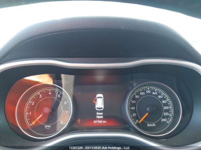 1C4PJMBS2FW742813 Jeep Cherokee Trailhawk
